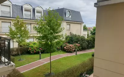 Courbevoie (92400)