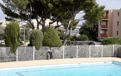 Bormes-Les-Mimosas (83230)