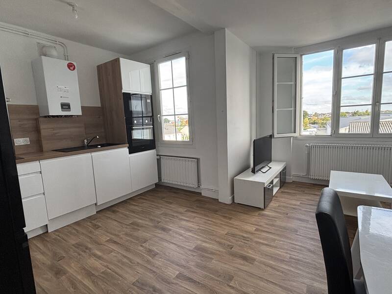 Angers (49000)