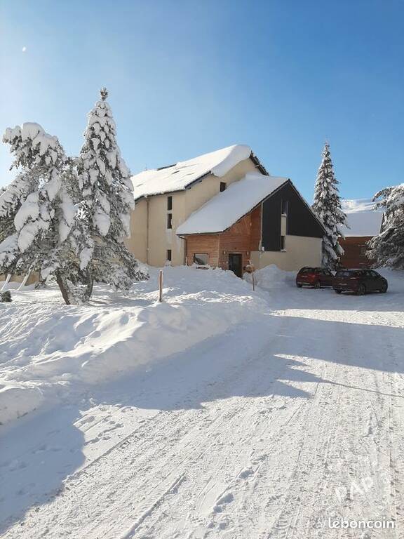 Vente appartement 3 pièces 40 m² Besse-Et-Saint-Anastaise (63610)