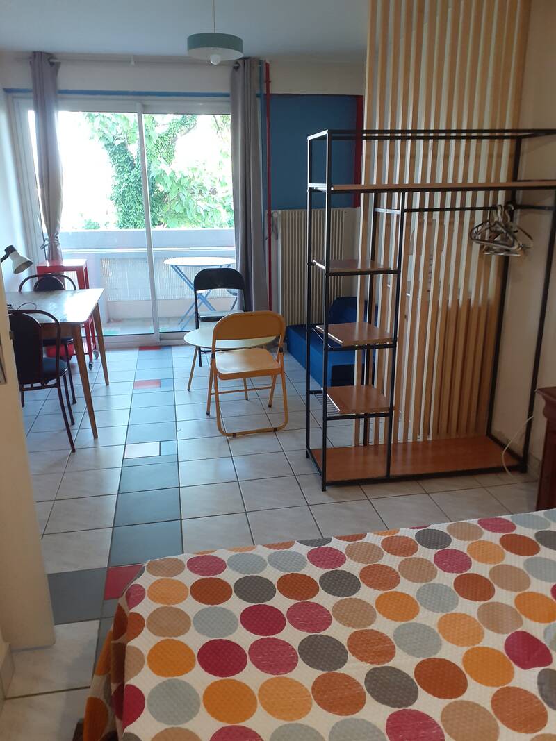 Valence (26000)