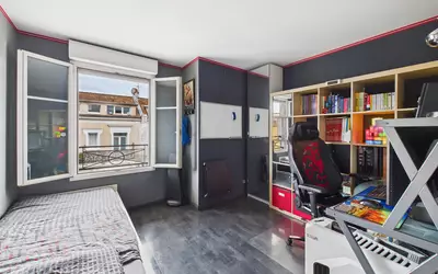 Appartement 4 pièces 93 m² · à Les Pavillons-sous-Bois · 93 m² · 295 750 €
