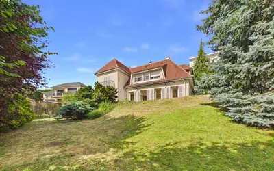 Montmorency (95160)