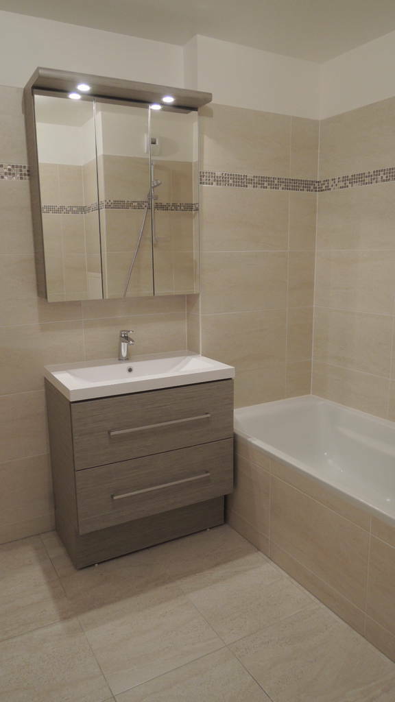Bois-Colombes (92270)