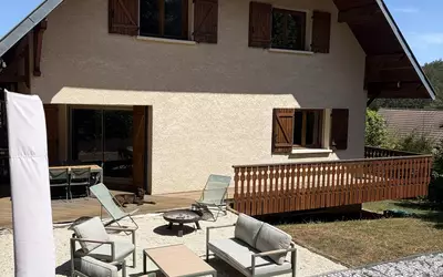 Velars-Sur-Ouche (21370)