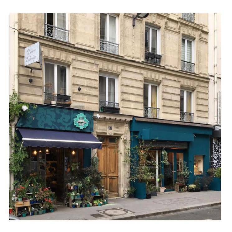 Fonds de commerce Mobilier, Décoration, Cadeaux, Fleurs, Loisirs Paris 18E (75018) - 165.000 €