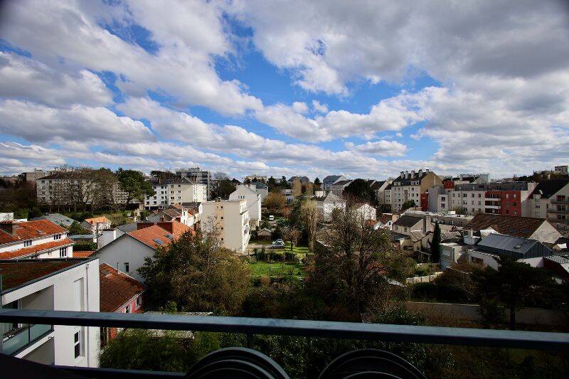 Nantes (44000)