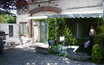 Aillant-Sur-Tholon (89110)