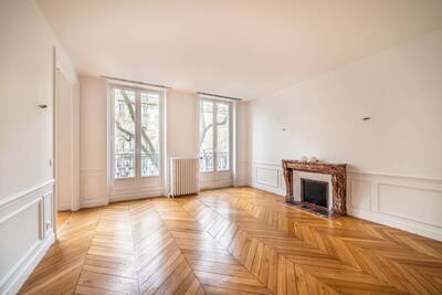 Vente appartement 4 pièces Paris 10e
