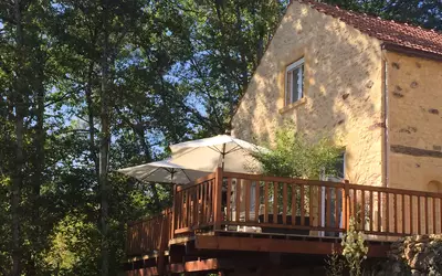 Domaine 2 Maisons + 5 Gites 495 M2