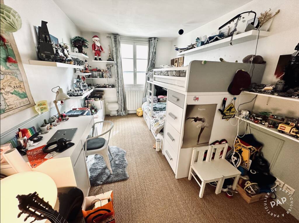 Appartement a louer paris-9e-arrondissement - 3 pièce(s) - 105 m2 - Surfyn