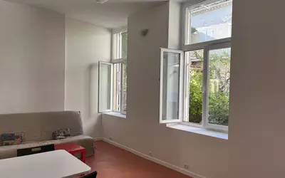 Nîmes (30000)