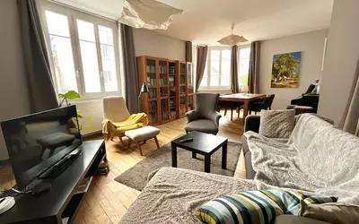 Nantes (44000)