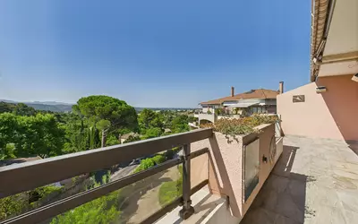 Aix-En-Provence (13100)
