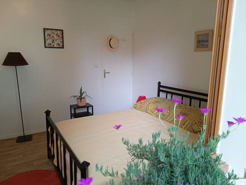 Hostens (33125)