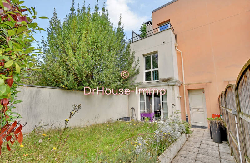 Les Lilas (93260)