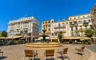 Cannes (06150)