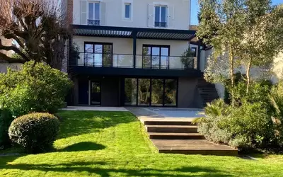 Fontainebleau (77300)