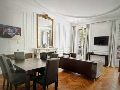 Location appartement 4 pièces Paris 17e