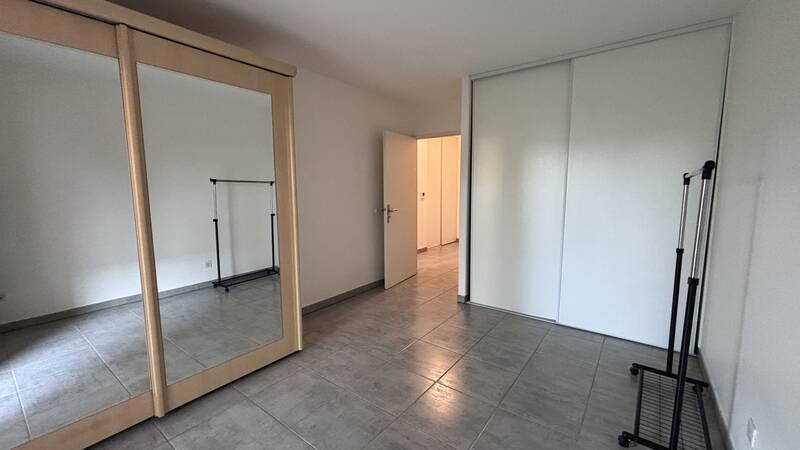 Valence (26000)