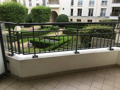 Location appartement 2 pièces Issy-les-Moulineaux (92130)