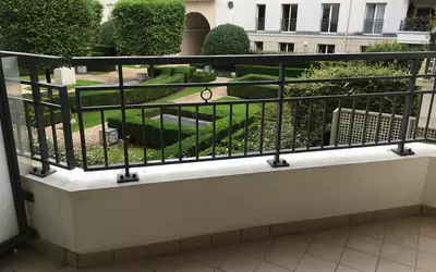 Issy-Les-Moulineaux (92130)