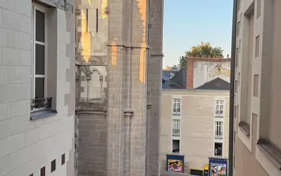 Nantes (44000)