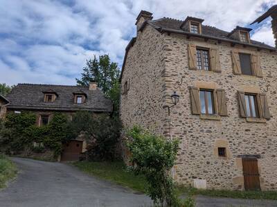 Vente maison 6 pièces Sainte-Eulalie-d'Olt (12130)
