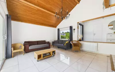 Oullins (69600)