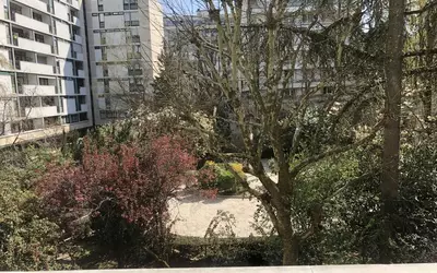 Paris 20E