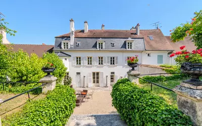 Écouen (95440)