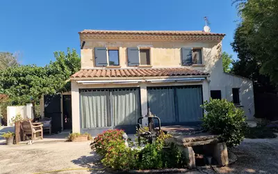Arles (13104)