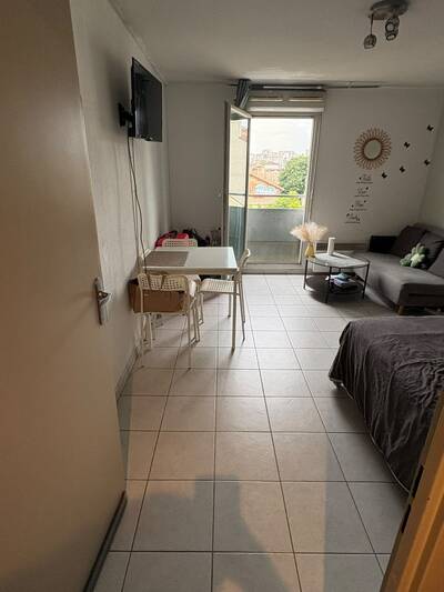Location appartement studio Marseille 3e