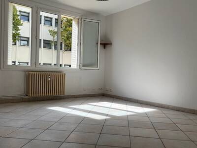 Location appartement 3 pièces Villeurbanne (69100)