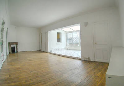 Location appartement 3 pièces Paris 19e