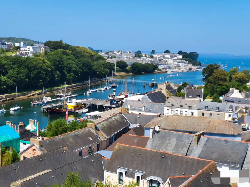 Douarnenez (29100)