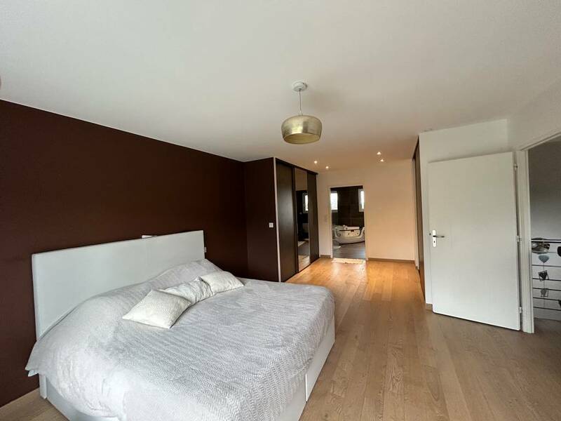 Domont (95330)
