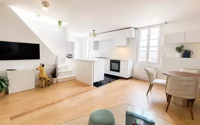 Nantes (44000)