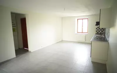 Maison-Rouge (77370)