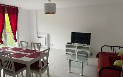 Saint-Denis (93200)