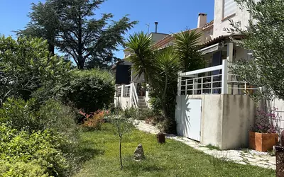 Les Angles (30133)