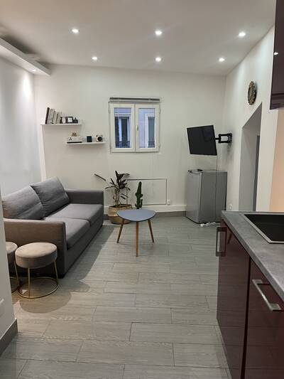 Location appartement 2 pièces Paris 19e