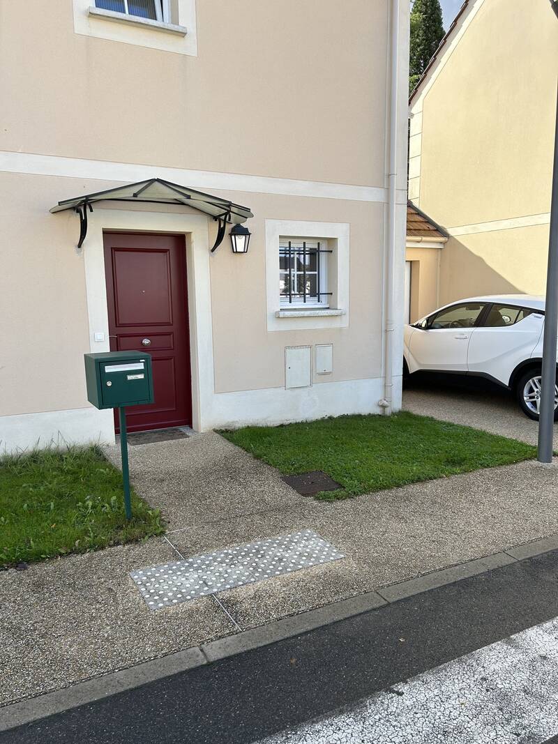 Marolles-En-Hurepoix (91630)