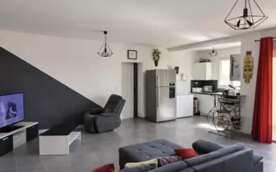 Larra (31330)