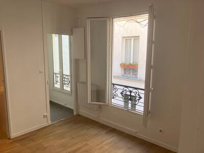 Vente appartement studio Paris 18e