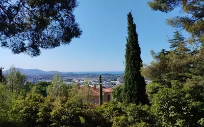 Toulon (83000)