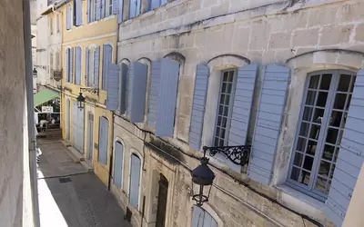 Arles (13104)