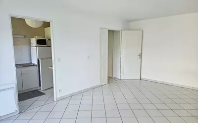 Nantes (44000)