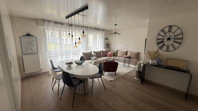 Location appartement 5 pièces Villeneuve-la-Garenne (92390)