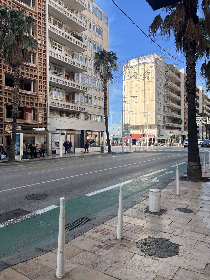 Toulon (83000)